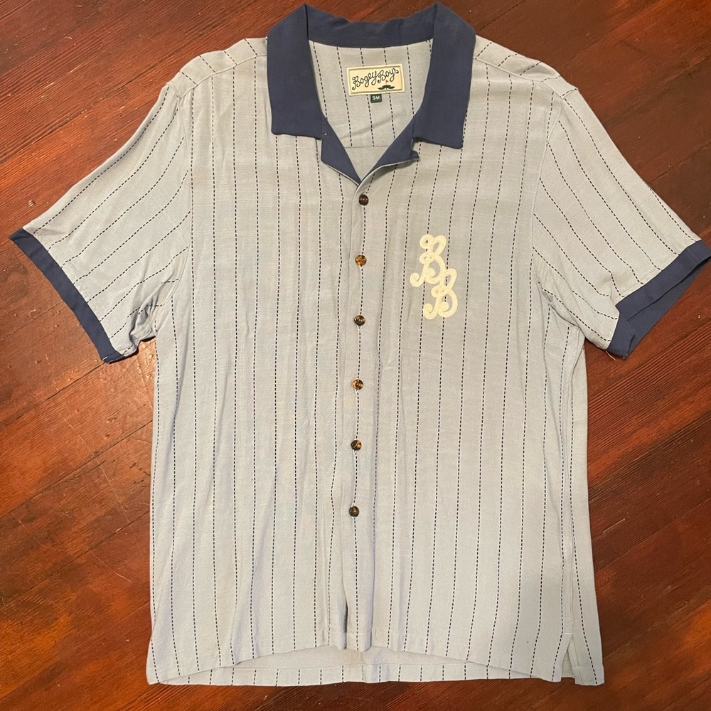 BB Shirt Co. Light Blue Striped Short-Sleeve Button-Down Shirt